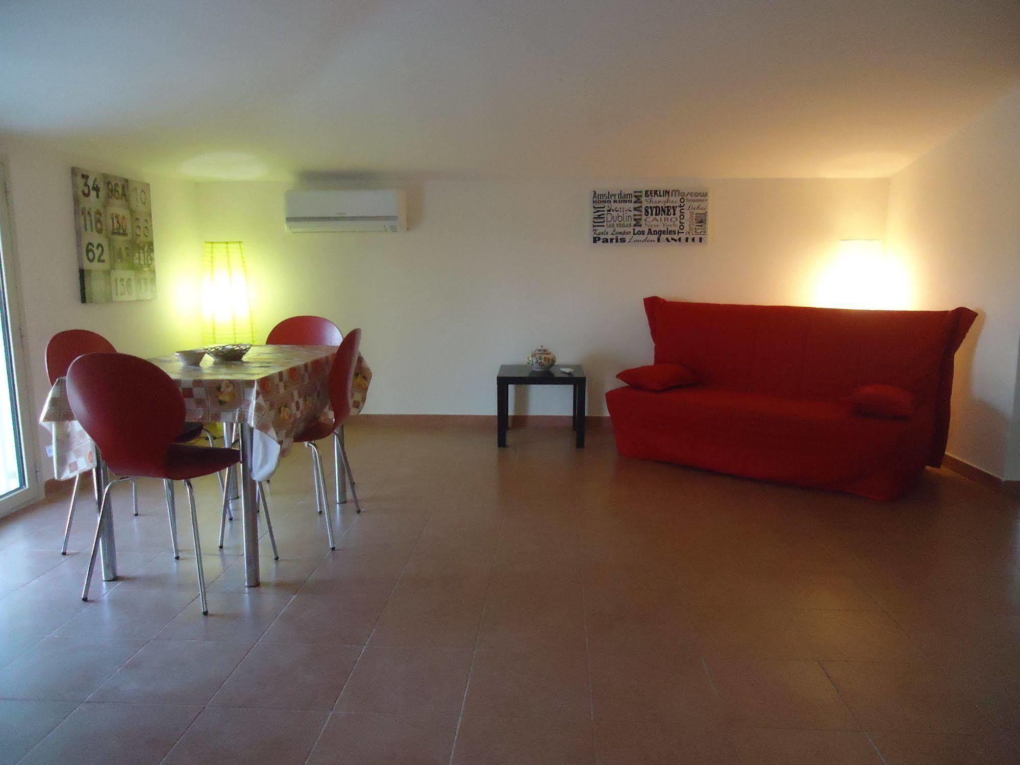 Isola Del Sole Apartment Syracuse Bagian luar foto