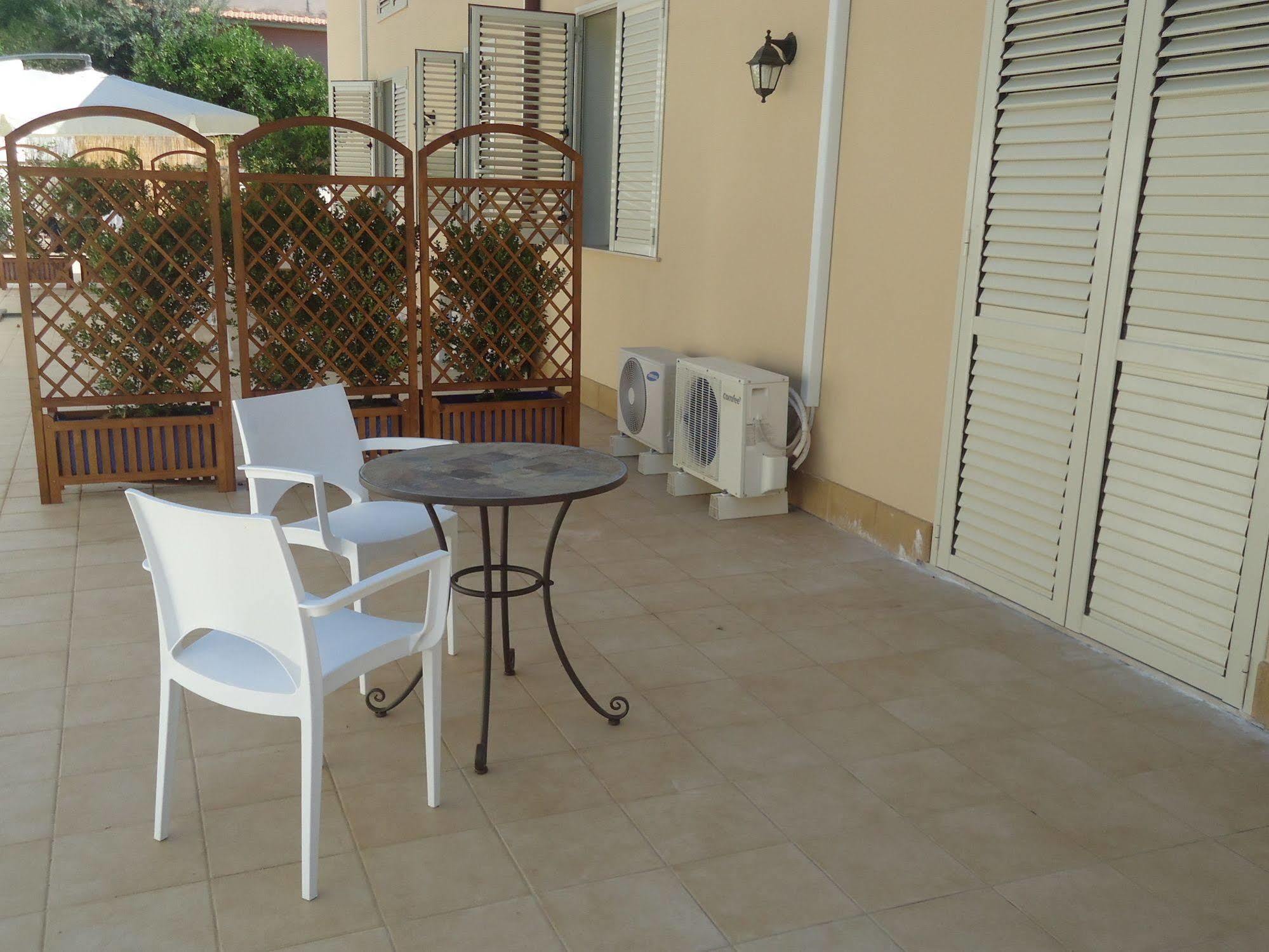 Isola Del Sole Apartment Syracuse Bagian luar foto